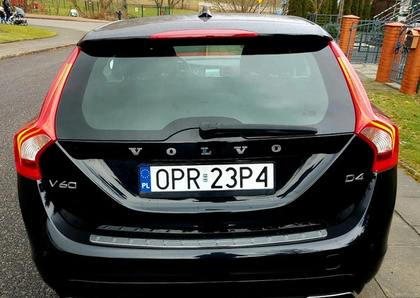 Volvo V60 cena 48300 przebieg: 177000, rok produkcji 2015 z Prudnik małe 121